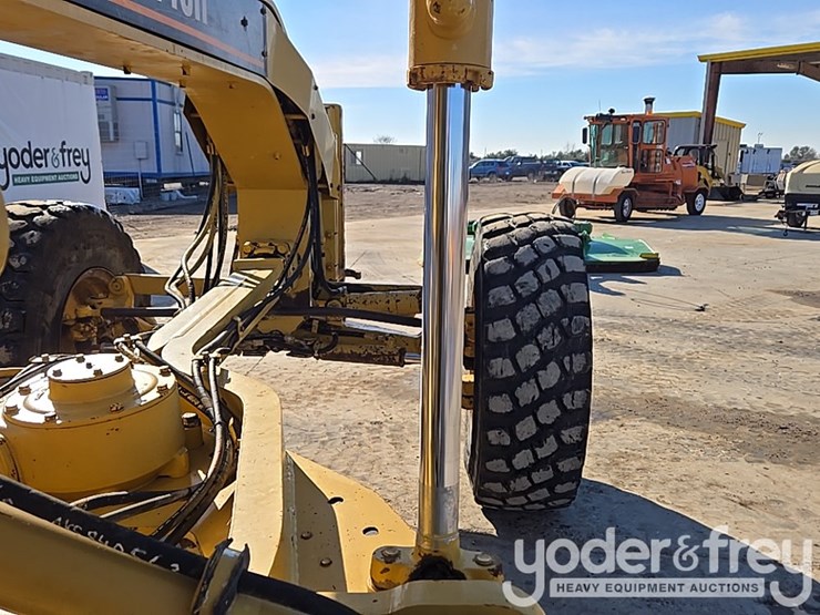 2005-caterpillar-140h-vhp-plus-image-34