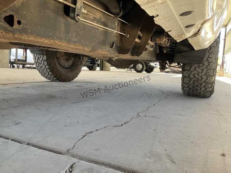 2015-chevrolet-silverado-1500-image-27