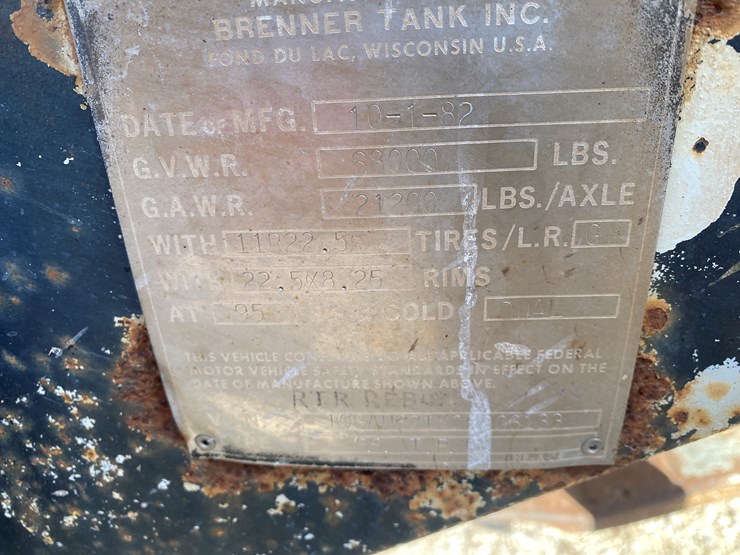 #520-•-1983-brenner-semi-manure-tanker-trailer-(no-title)-(st.-nazianz,-wi)-image-21