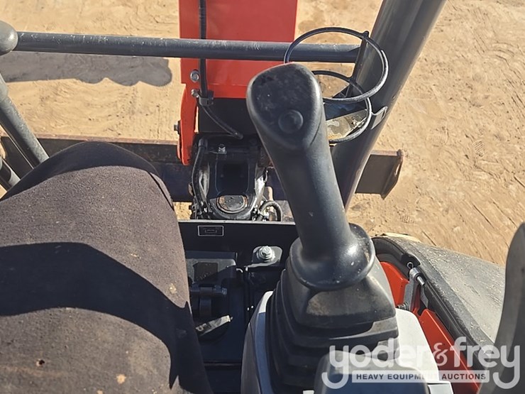 2022-kubota-u25-image-65