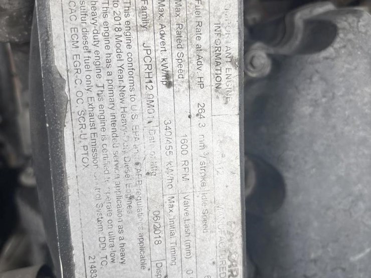 2019-peterbilt-579-image-21