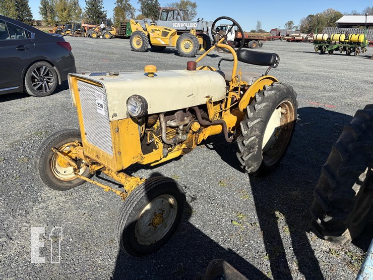 1965-international-cub-lo-boy-image-2