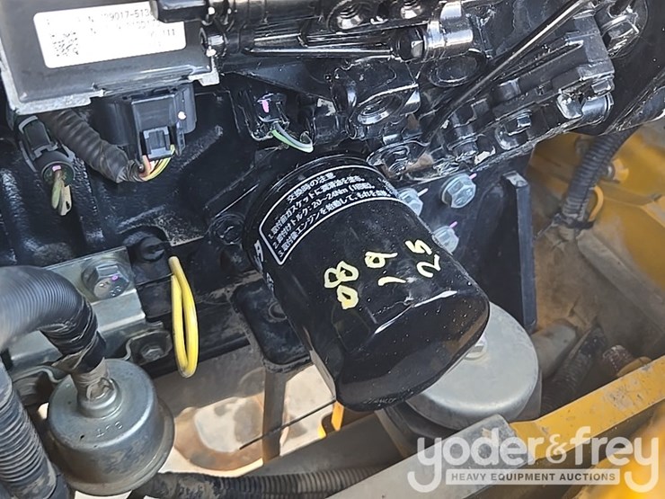 2020-deere-35g-image-66