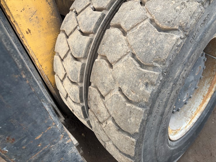 #2302-•-hyster-275-forklift-image-59