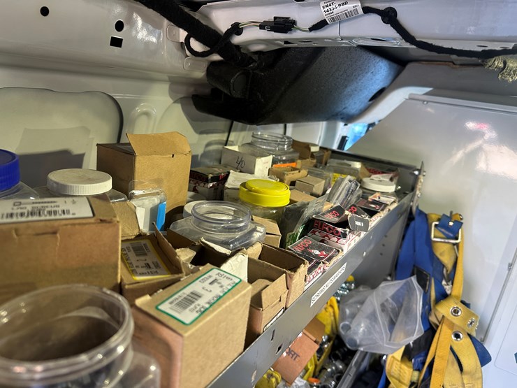 2017-ford-transit-image-29