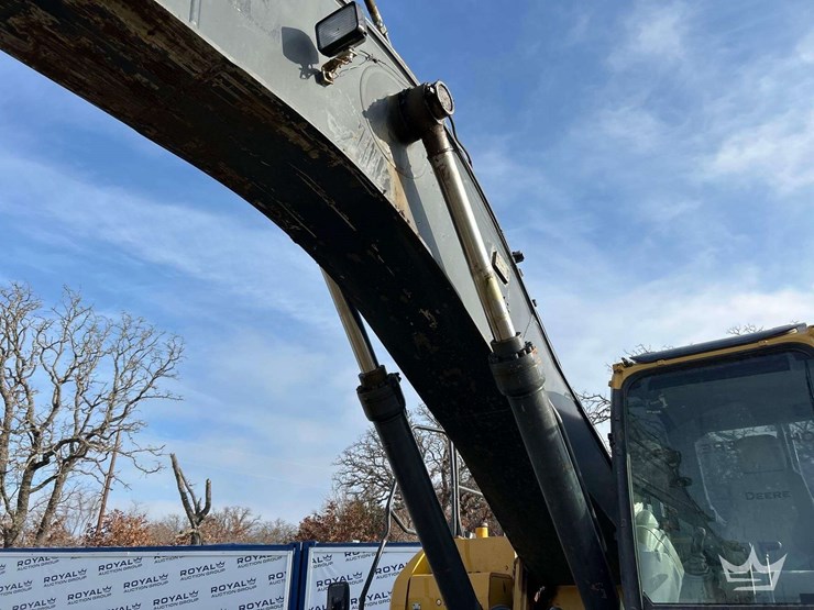 2014-john-deere-350g-hydraulic-excavator-image-26