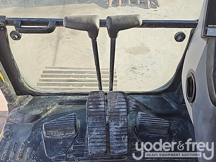 2017-komatsu-pc360-lc-11-image-58