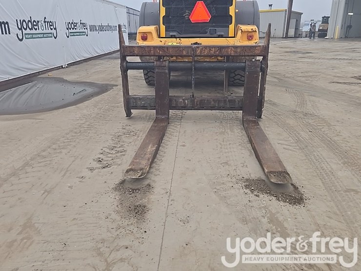 2017-volvo-l110h-image-17