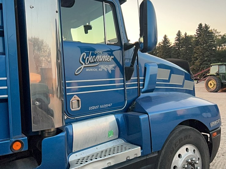 1990-kenworth-t600-image-77