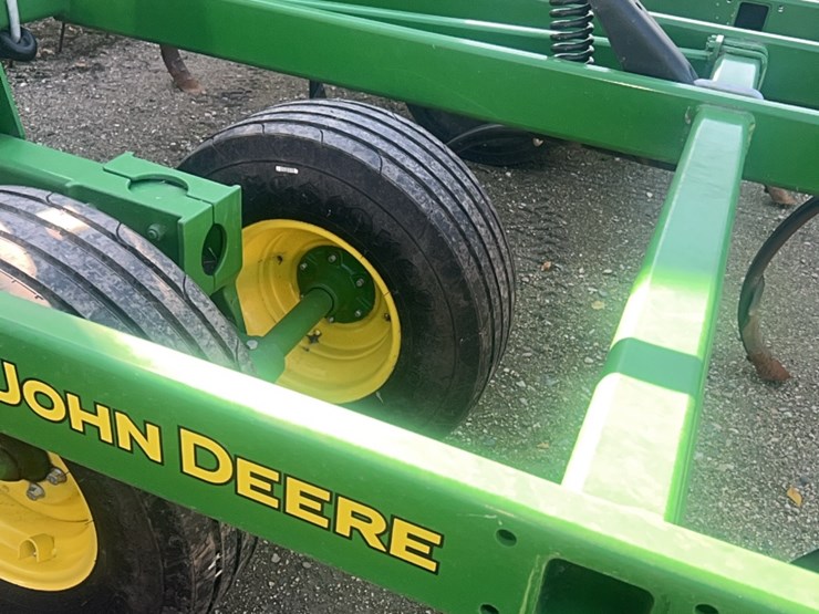 2022-john-deere-52-image-129
