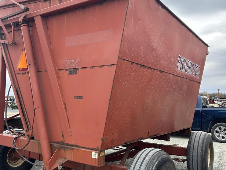 richardton-700-image-11