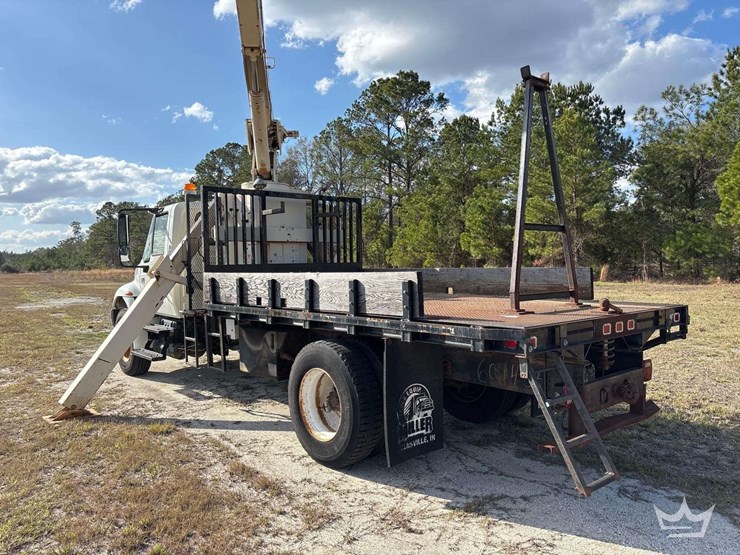 2003-international-durastar-4300-image-4