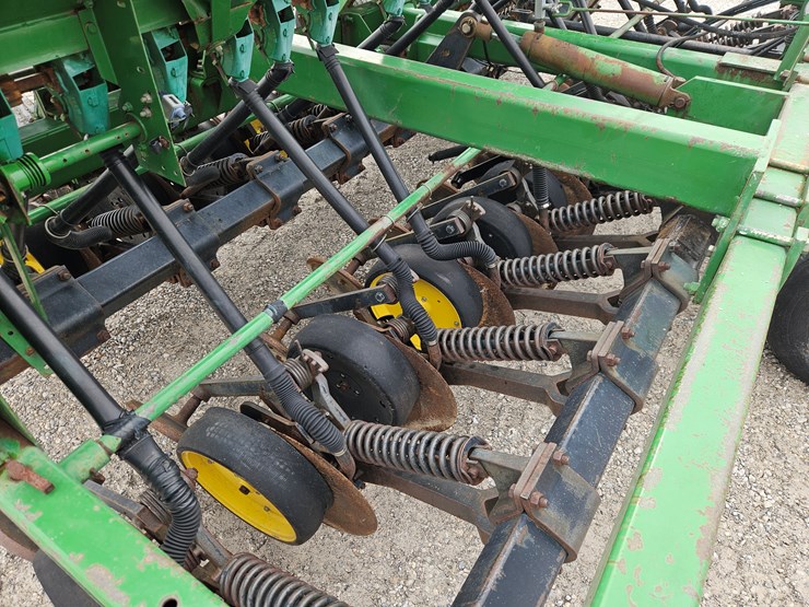 1994-john-deere-750-image-16