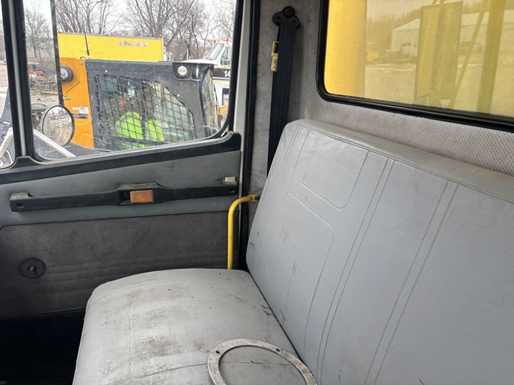 #2269-•-1992-freightliner-box-truck-image-23