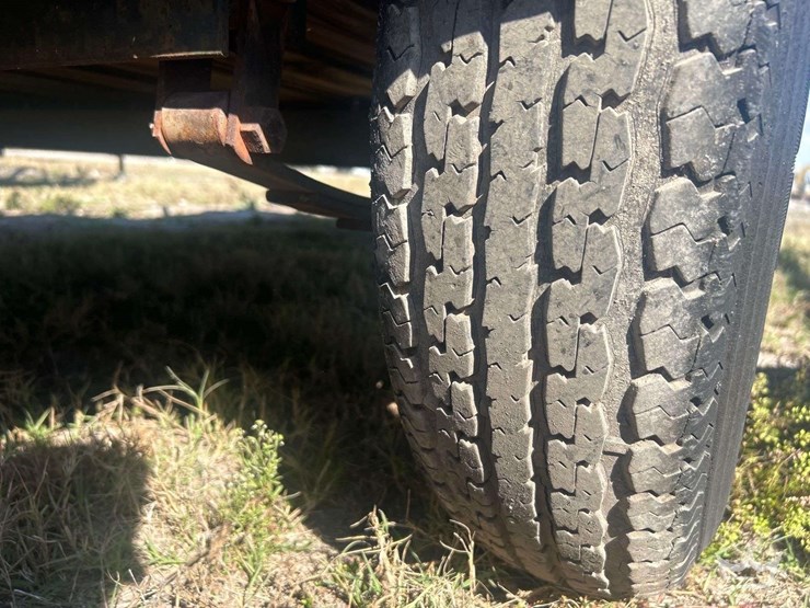 2006-hitch-and-trailers-inc.-12ft-s/a-utility-trailer-image-10