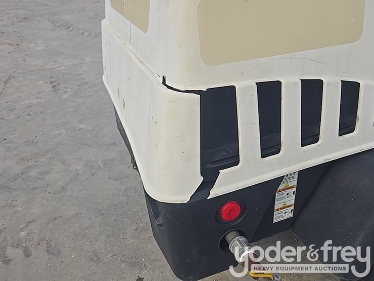 2018-doosan-c185wdz-image-37