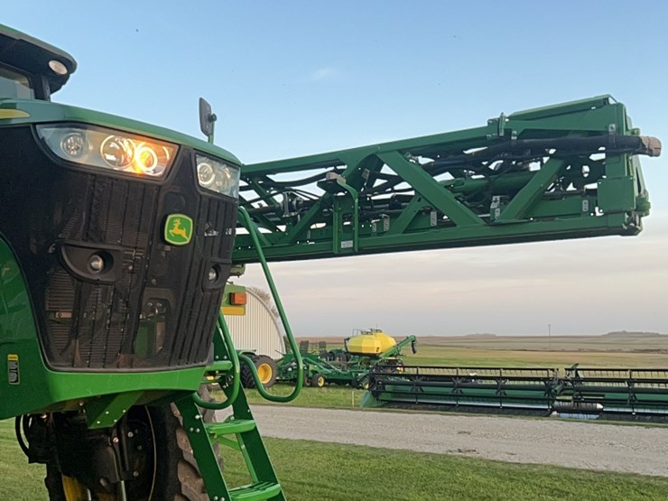 2014-john-deere-r4030-image-160