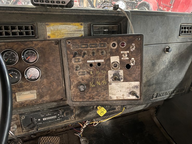 1993-kenworth-w900-image-47