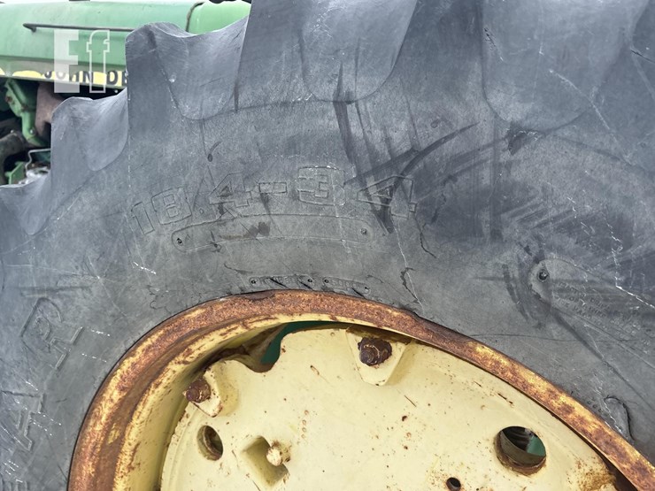 john-deere-2940-image-14