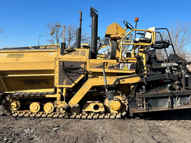 caterpillar-ap-650b-image-2