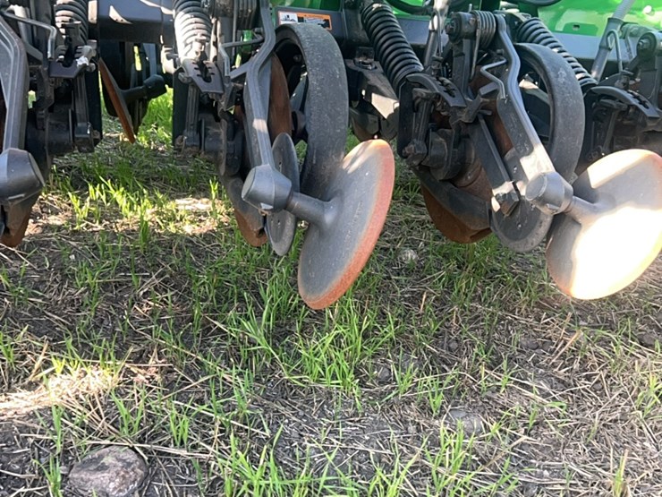 2018-john-deere-1910-image-153