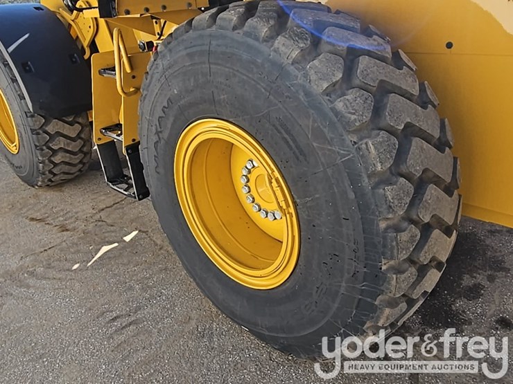 2026-caterpillar-930-image-14