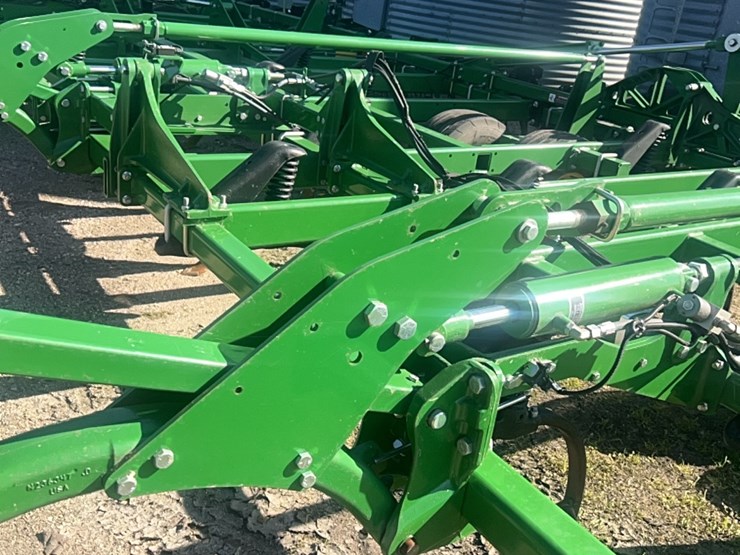 2022-john-deere-52-image-144