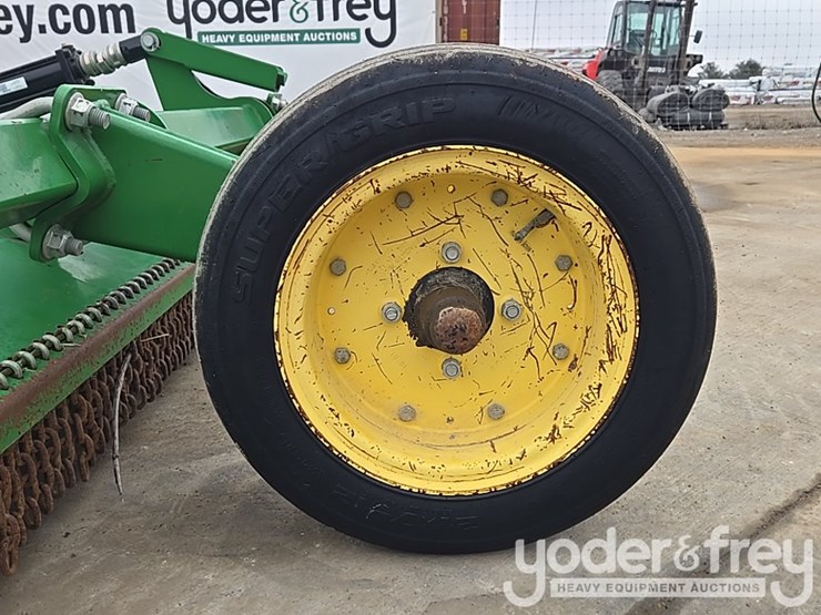 2020-john-deere-mx10-image-10