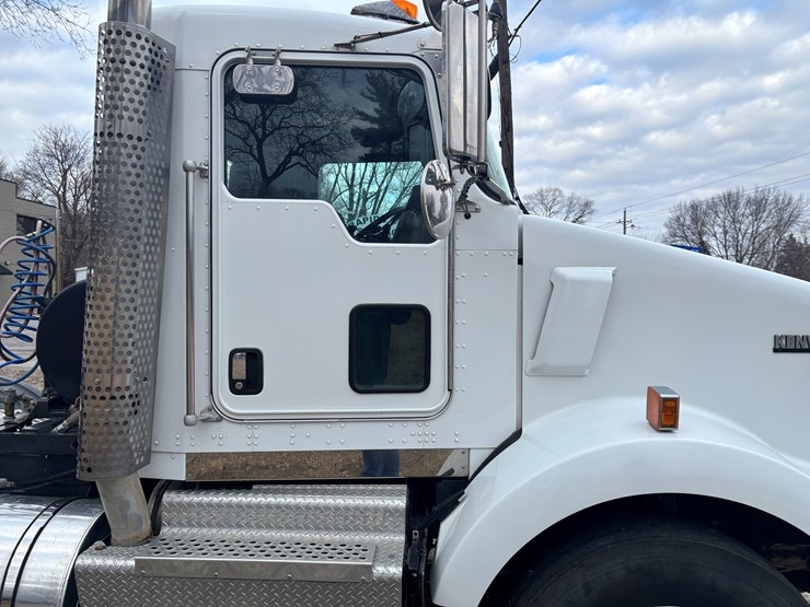 kenworth-t800-image-14