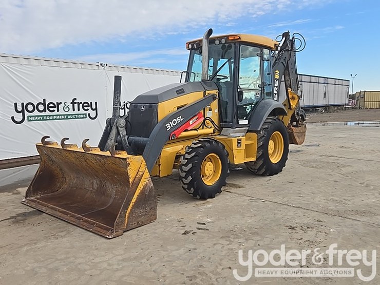 2018-deere-310sl-image-1