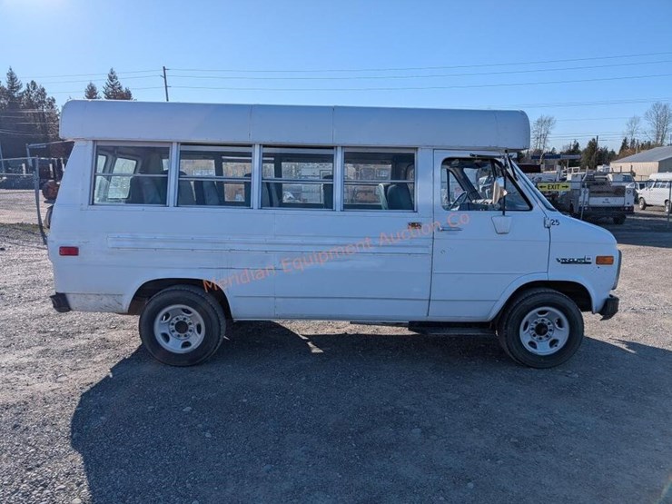 1987-gmc-3500-image-4