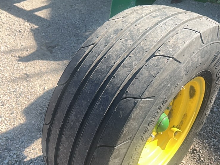 2022-john-deere-52-image-103