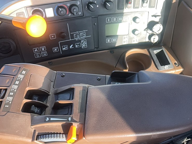 2011-john-deere-9430-image-105