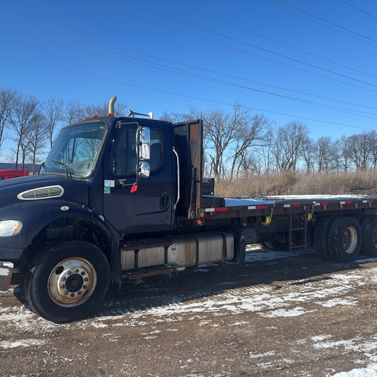 #2294 • 2013 Freightliner M2 Flatbed Truck