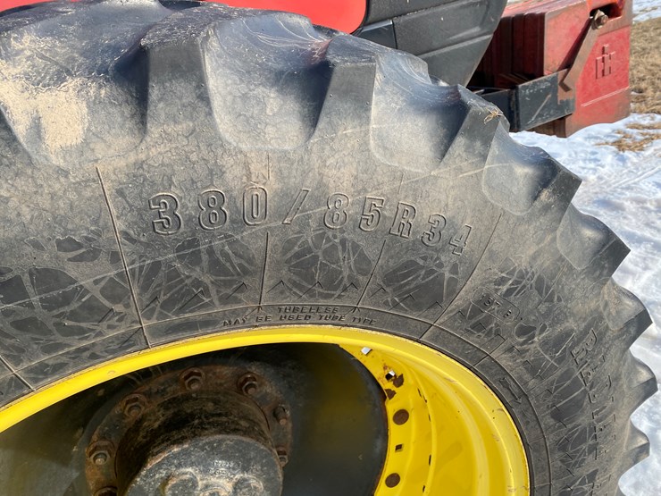 #125-•-2001-case-mx200-magnum-tractor-(colfax,-wi)-image-35