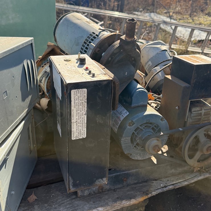 #26 • Pallet of pumps and other items