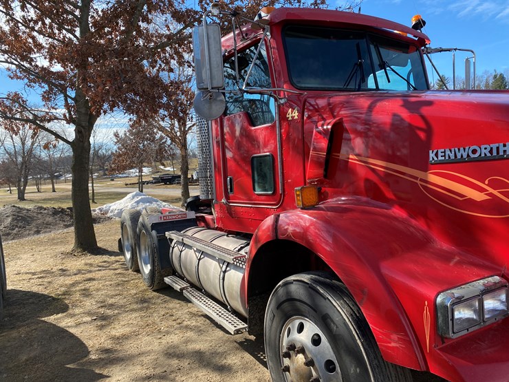 2006-kenworth-t800-image-4