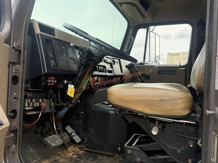 1991-caterpillar-10-image-39