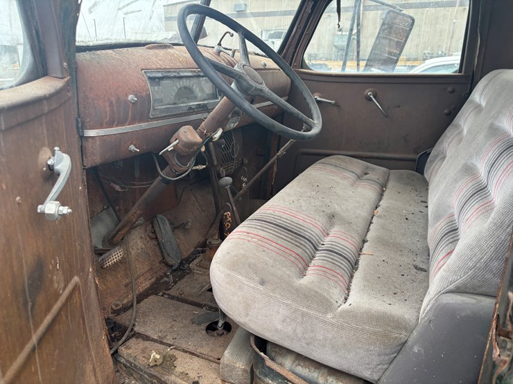 #2255-•-1941-chevrolet-flatbed-dump-truck-image-18