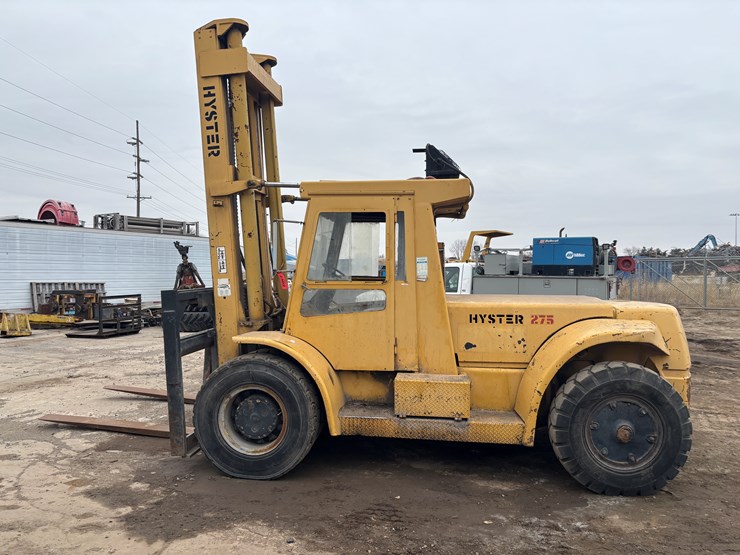 #2302-•-hyster-275-forklift-image-2