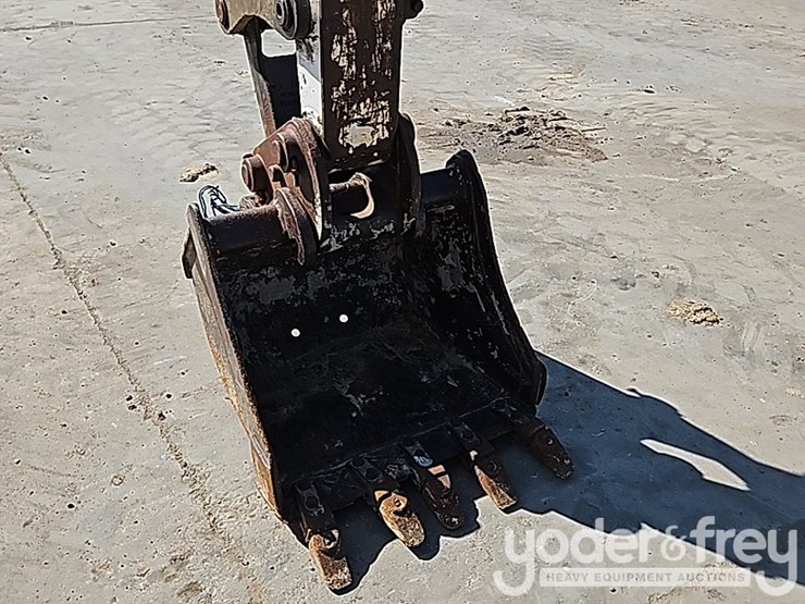 2013-bobcat-e42-image-18