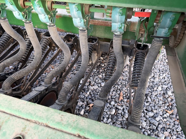 john-deere-35-image-69