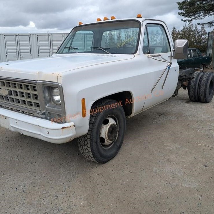 1980 CHEVROLET C30