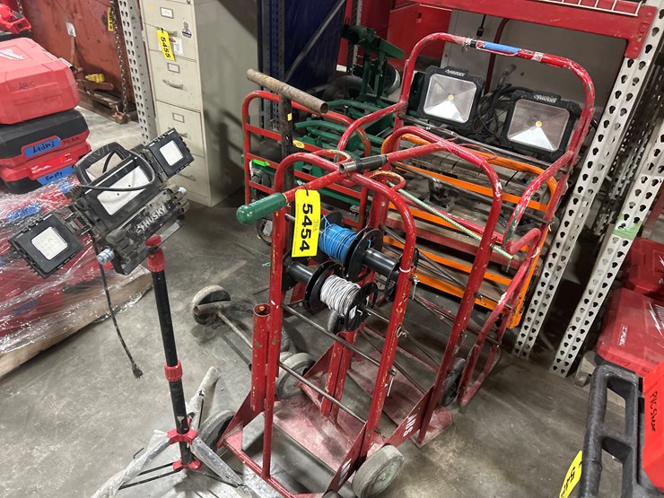 #5454-•-wire-dolly's,-(5)-carts,-led-lights,-pipe-bender-image-2
