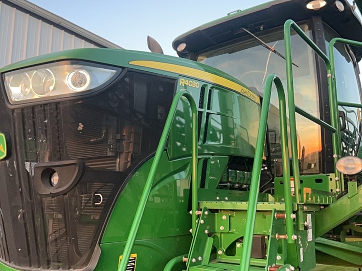 2014-john-deere-r4030-image-154