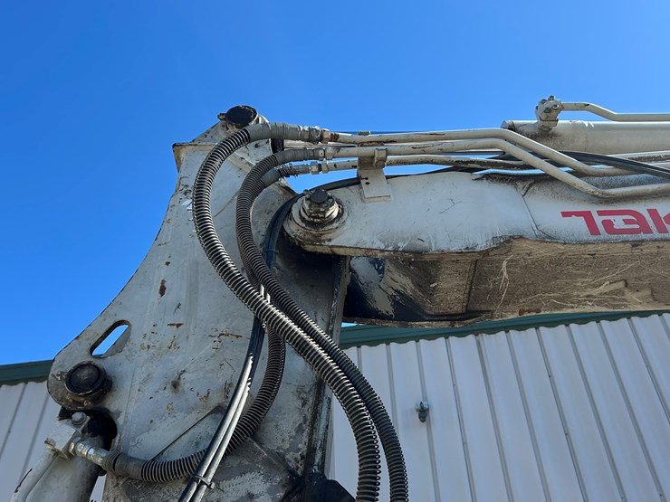 takeuchi-tb180fr-image-29