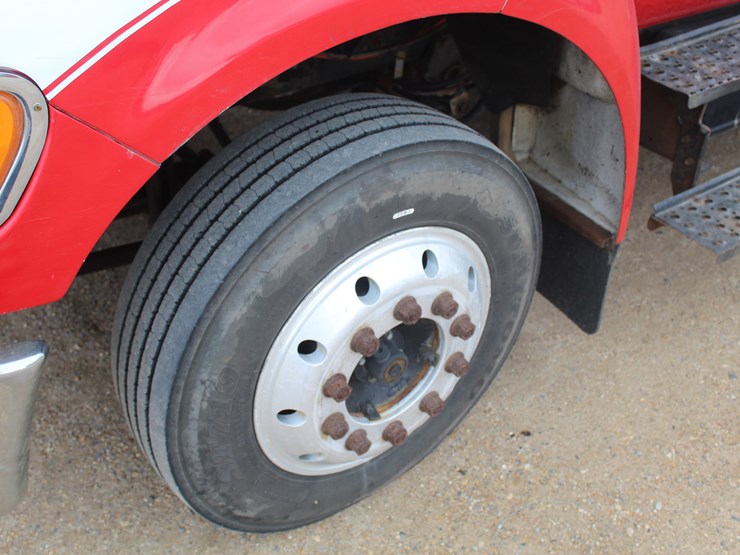 2007-ford-f650-image-17