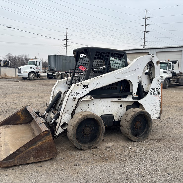 BOBCAT S250