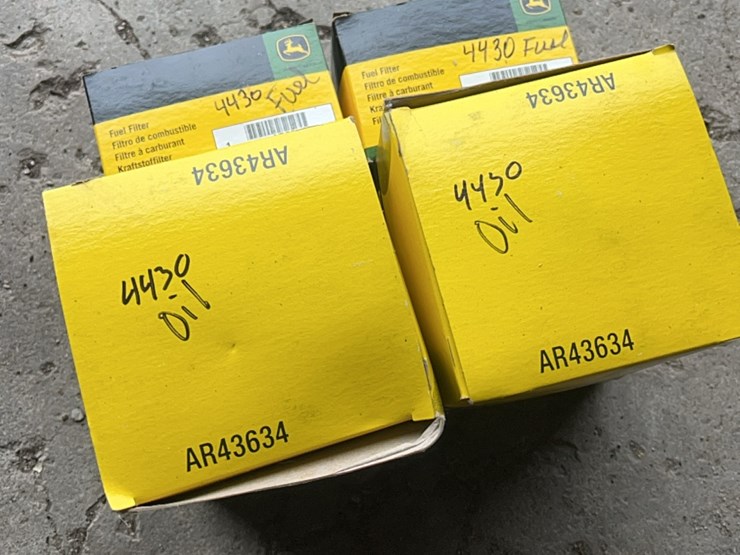 john-deere-4430-image-2