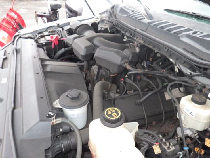 2017-ford-f350-xl-image-13